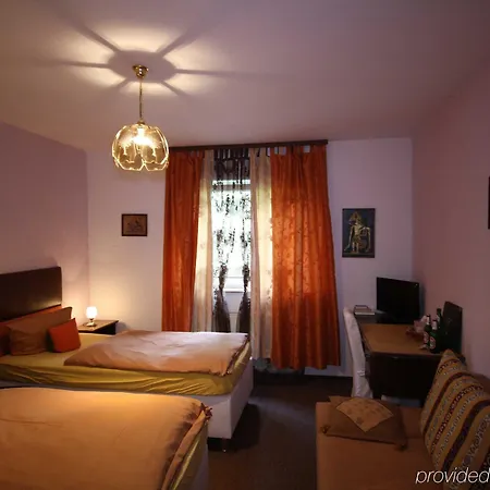 Attaché 3* Raunheim