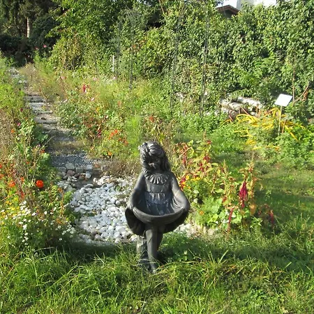 アタッシェ ホテル 3*