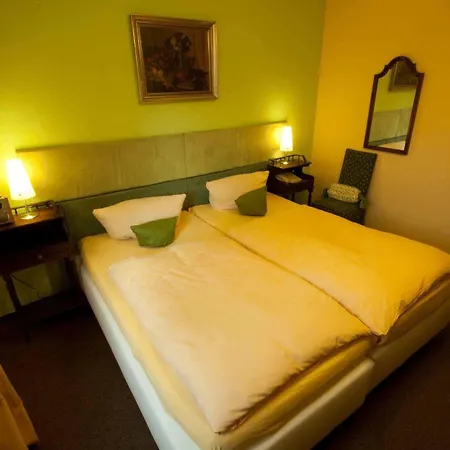 Attache Hotell Raunheim