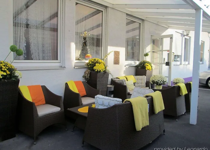 Attaché 3* Raunheim