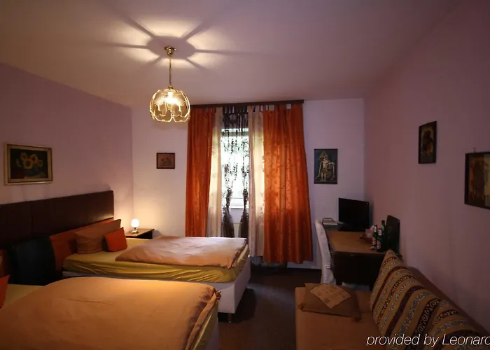 Attaché 3* Raunheim