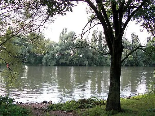 Szálloda Attaché 3*